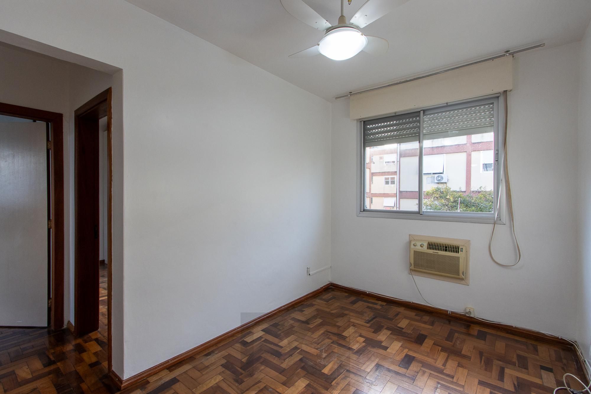 Apartamento de 2 dormitórios no bairro Camaquã. — foto 2