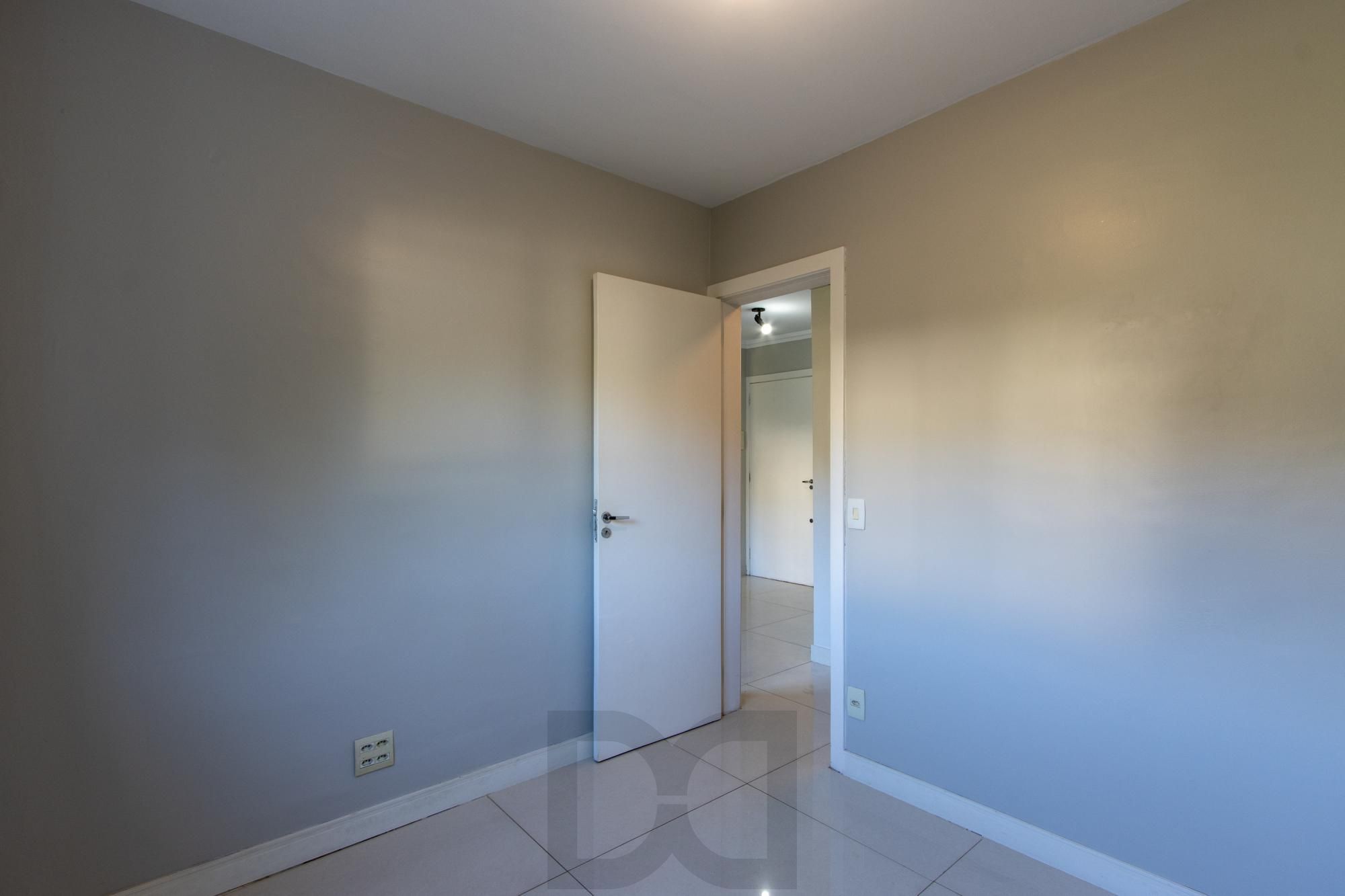 Apartamento de 2 dormitórios, para venda no bairro Teresópolis. — foto 17