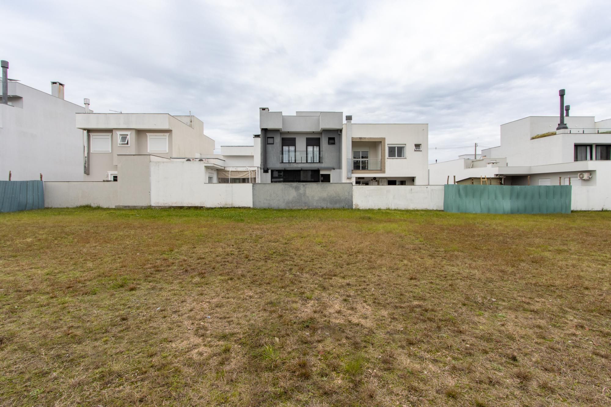 Lote de 154m2 no Condomínio Villa Amalfi, com boa infraestrutura — foto 1
