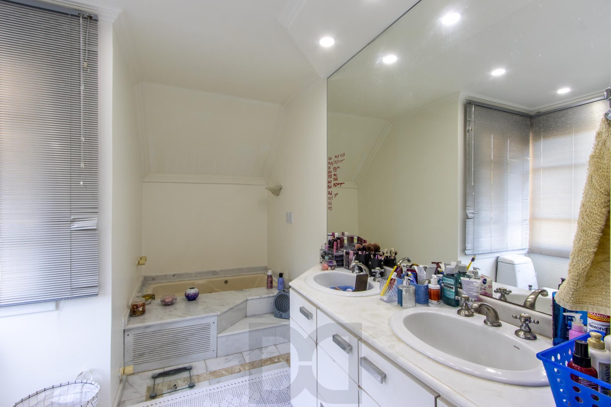 Casa Condominio para Venda - 322.88m², 3 dormitórios, sendo 1 suites, 4 vagas - Jardim Isabel — foto 33