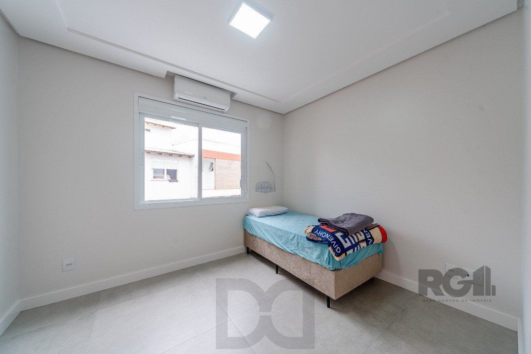Casa em condominio com excelente padrão construtivo, possui 3 dormitórios, sendo 1 suíte máster com closet e sacada — foto 12