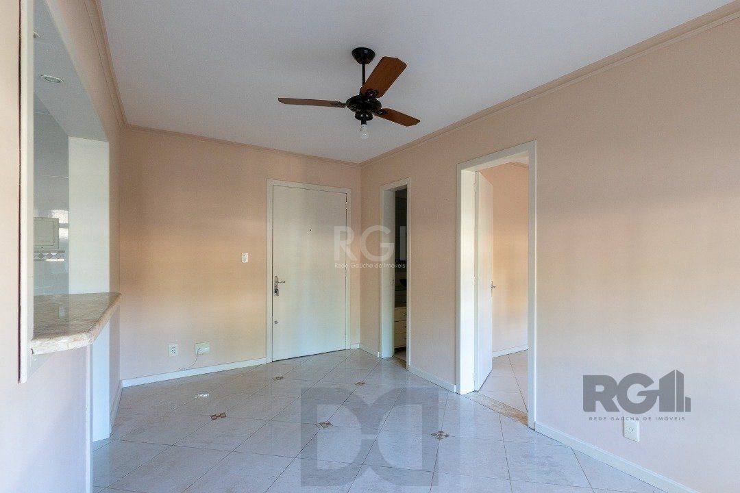 Apartamento de 1 dormitório, com vaga de garagem escriturada, próximo da Av. Otto Niemeyer. — foto 6