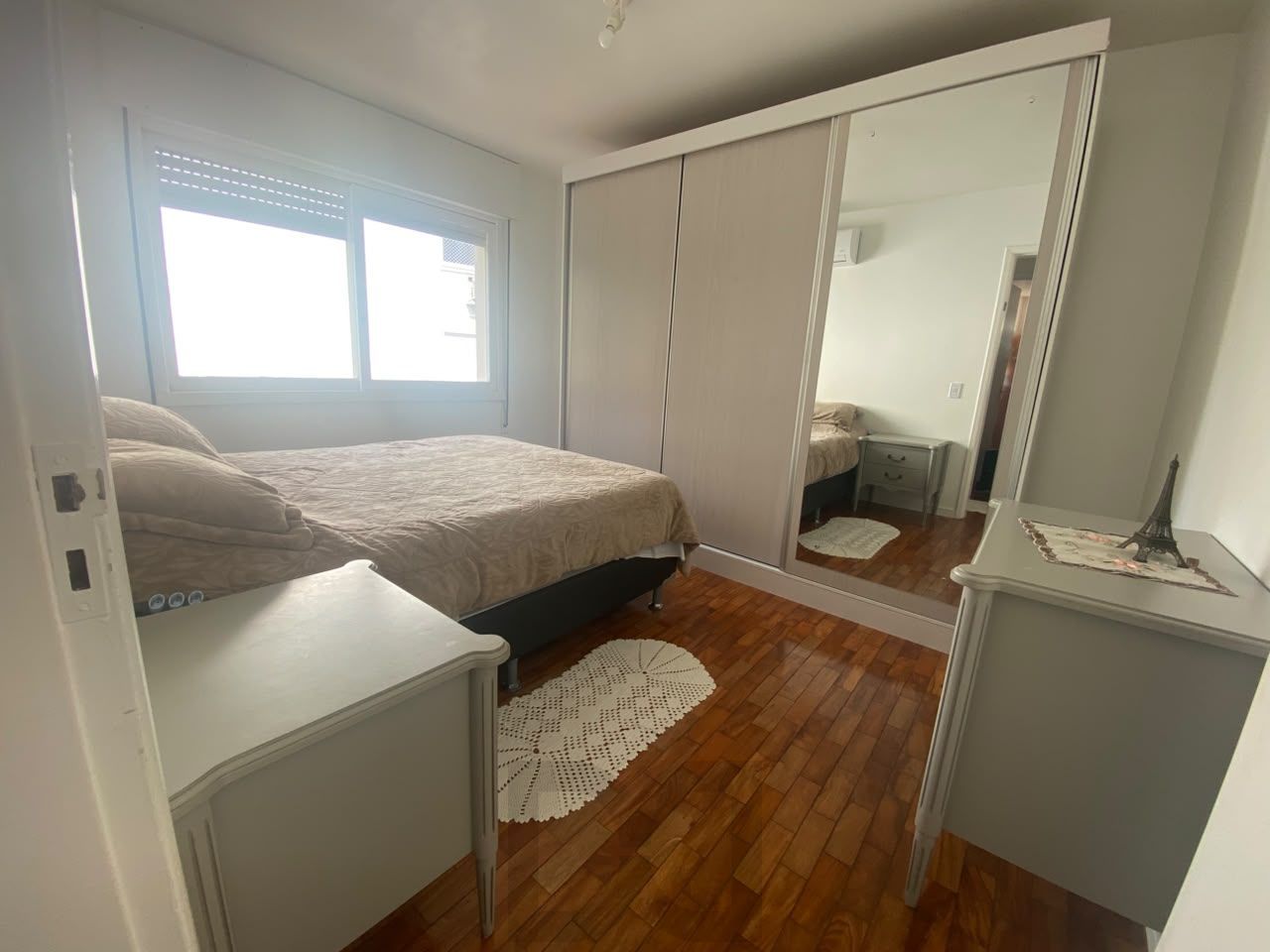 Apartamento de 2 quartos, 2 banheiros e 1 vaga no bairro Rio Branco. — foto 12