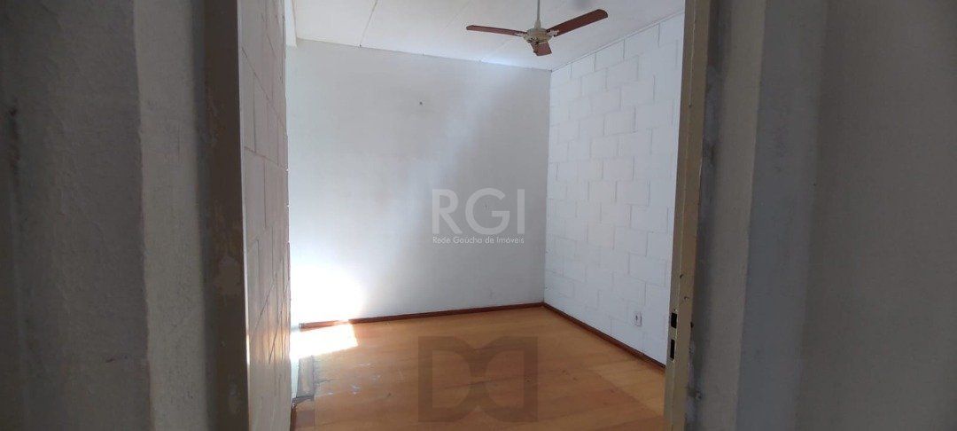 Apartamento com 3 dormitórios, 1 banheiro social e 1 vaga/box — foto 11