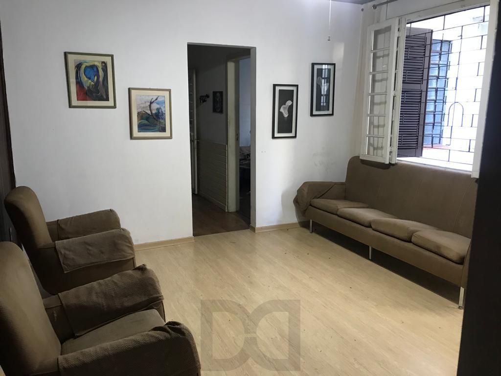 Casa de alvenaria, 3 dormitórios, 1 vaga coberta, bairro Mont Serrat. — foto 2