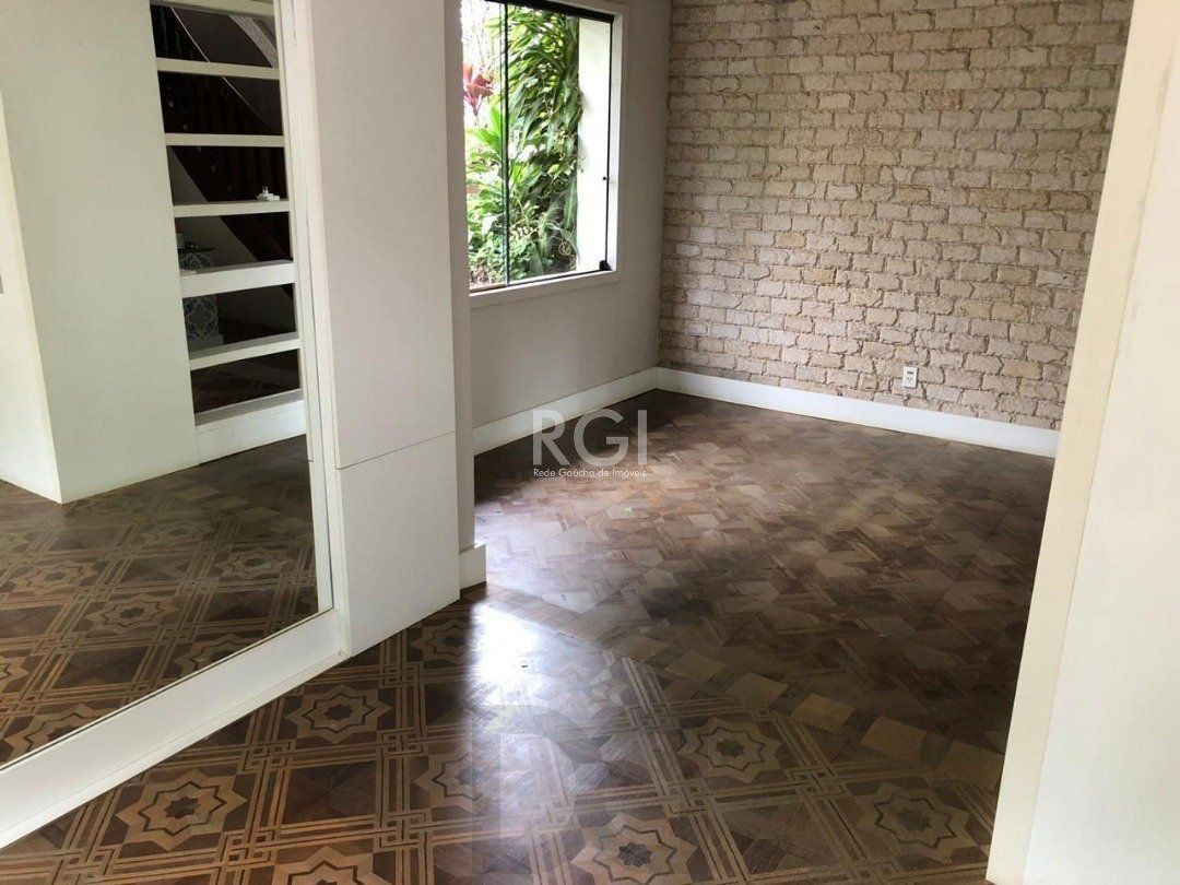 Casa Comercial para Venda - 0m², 0 dormitórios, Petrópolis — foto 7