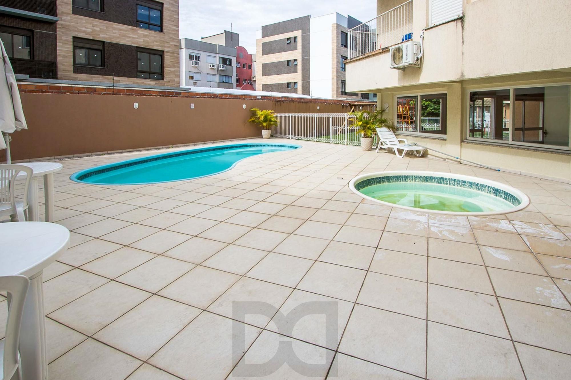 Apartamento de 3 dormitórios, 1 suíte e 1 vaga de garagem no bairro Pedra Redonda. — foto 37