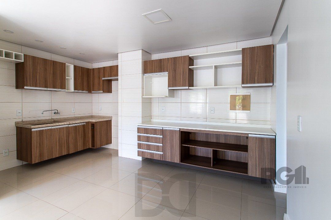 Apartamento excelente no Condomínio Portosul, localizado no bairro Tristeza — foto 14