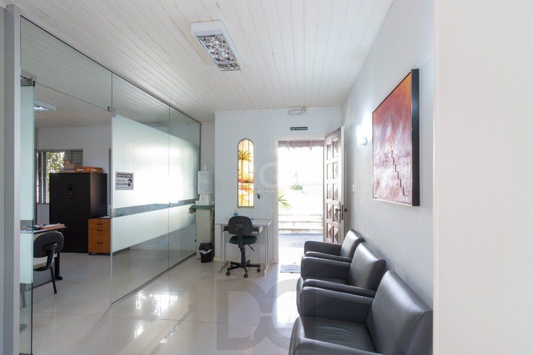 Casa para Venda - 199.62m², 5 dormitórios, 15 vagas - Tristeza — foto 6