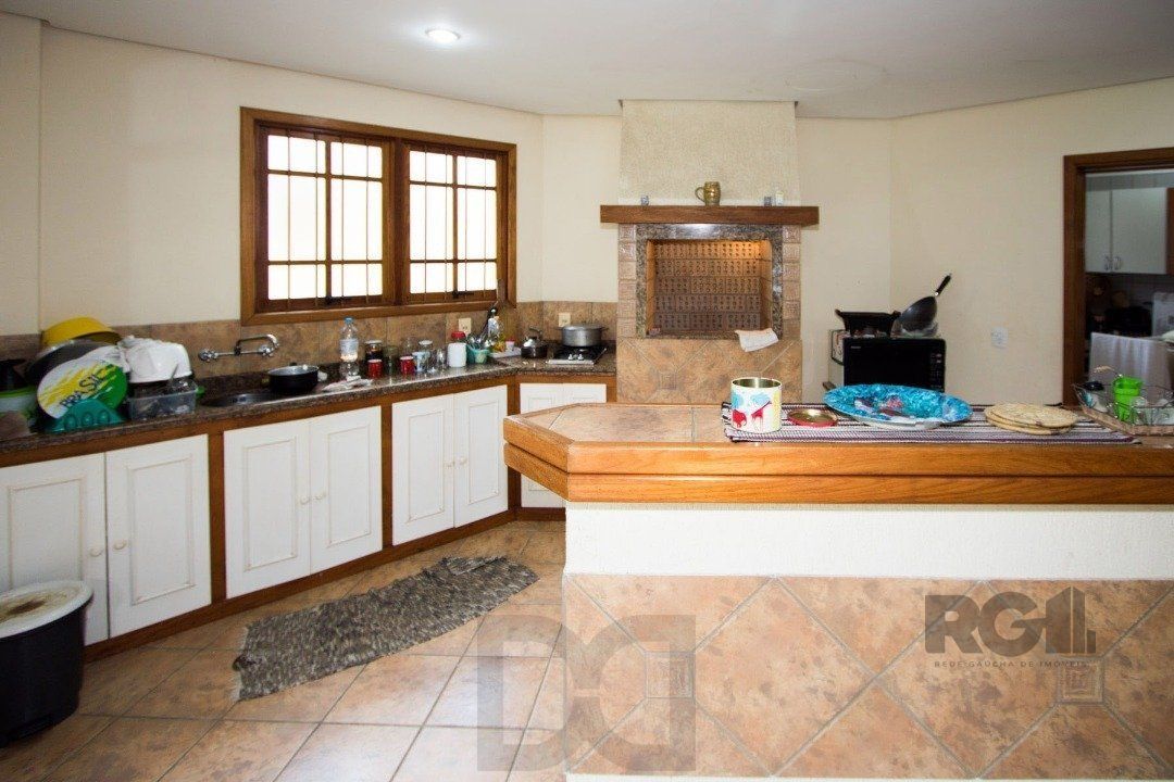 Sobrado com 6 suites, lareira, lavabo, pátio - Bairro Belém Velho — foto 13