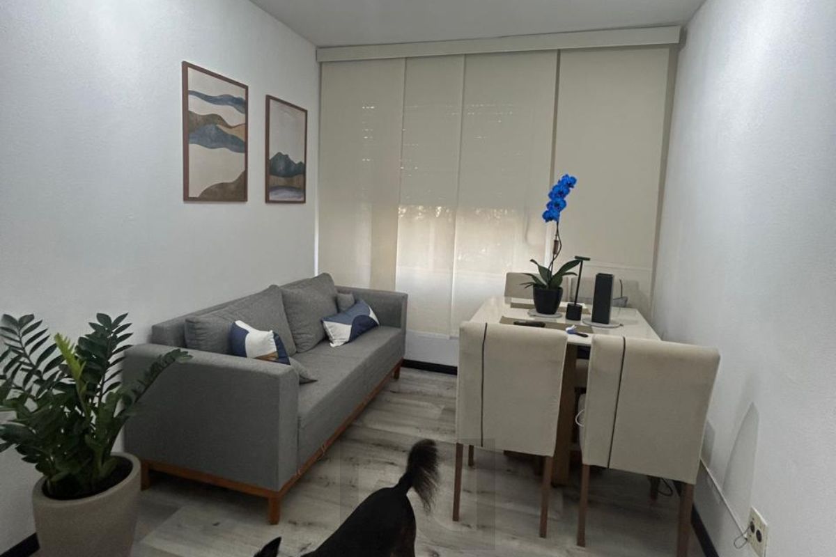 Apartamento com 2 quartos, no bairro Cavalhada — foto 2