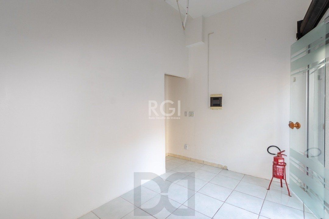 Loja para Venda - 52m², 0 dormitórios, Tristeza — foto 5