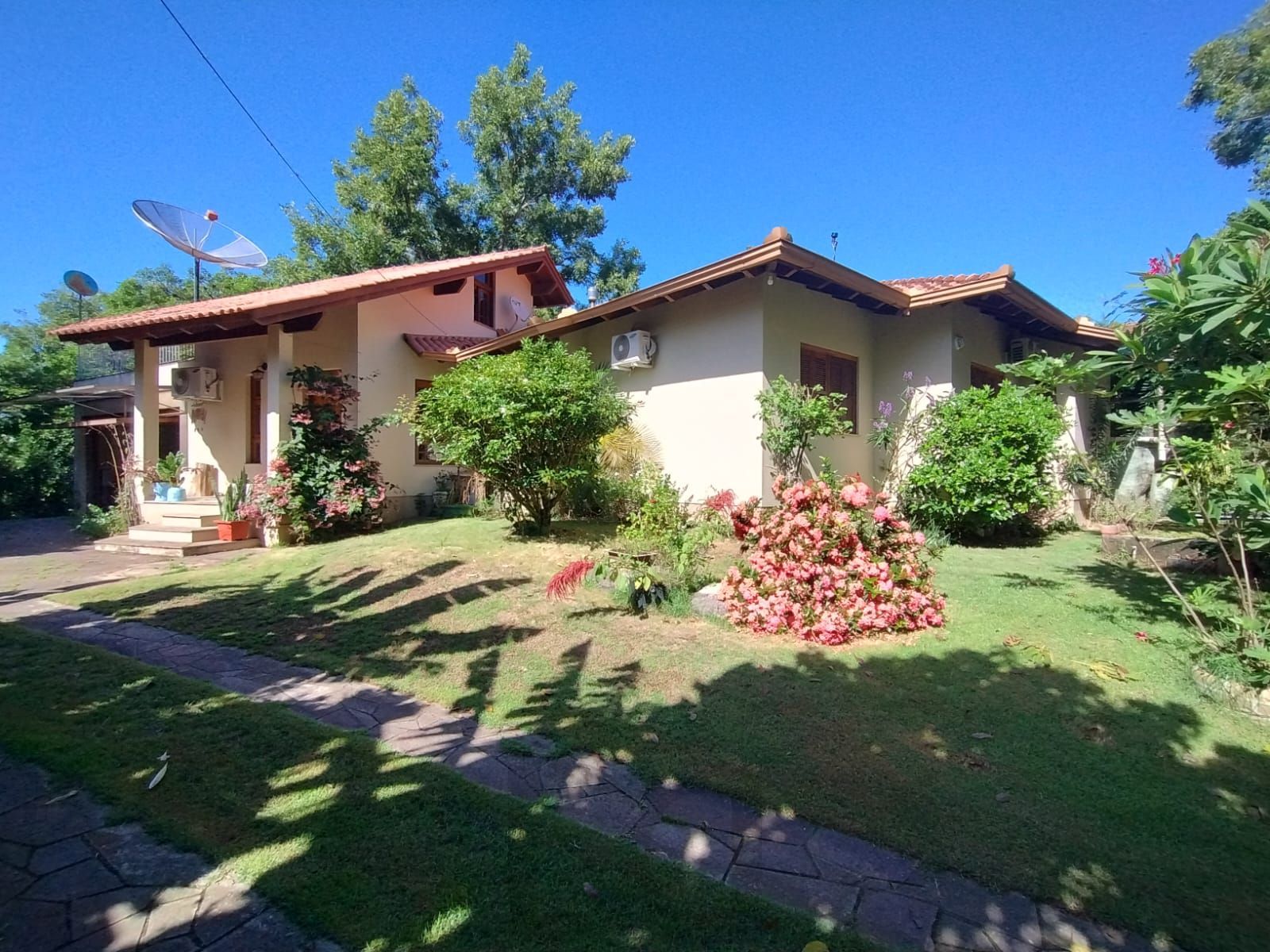 Casa térrea, nova, 3 quartos, 1 suite - Bairro Belém Velho — foto 1