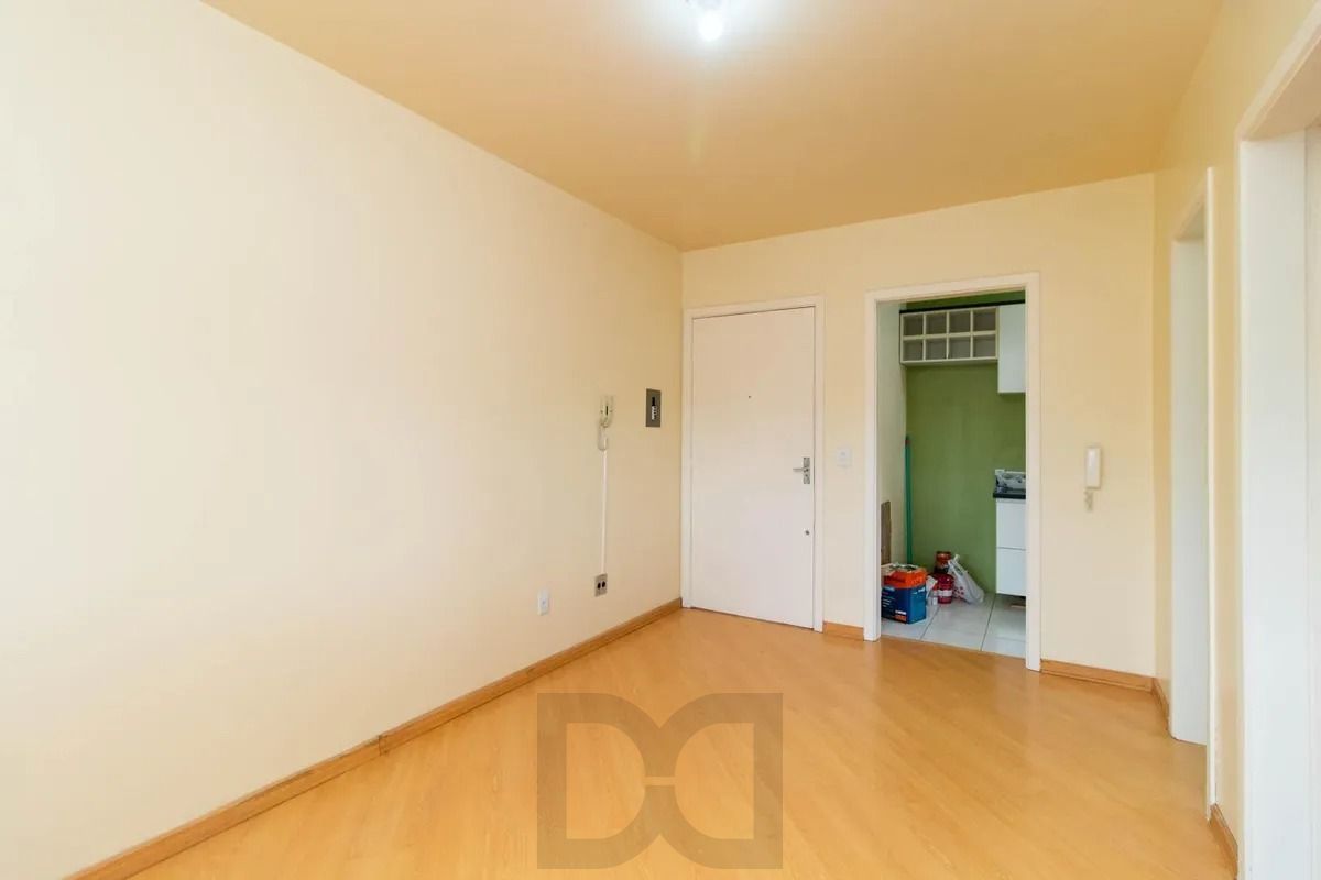 Apartamento 1 dormitório reformado e com planejados 1 banheiro. — foto 7