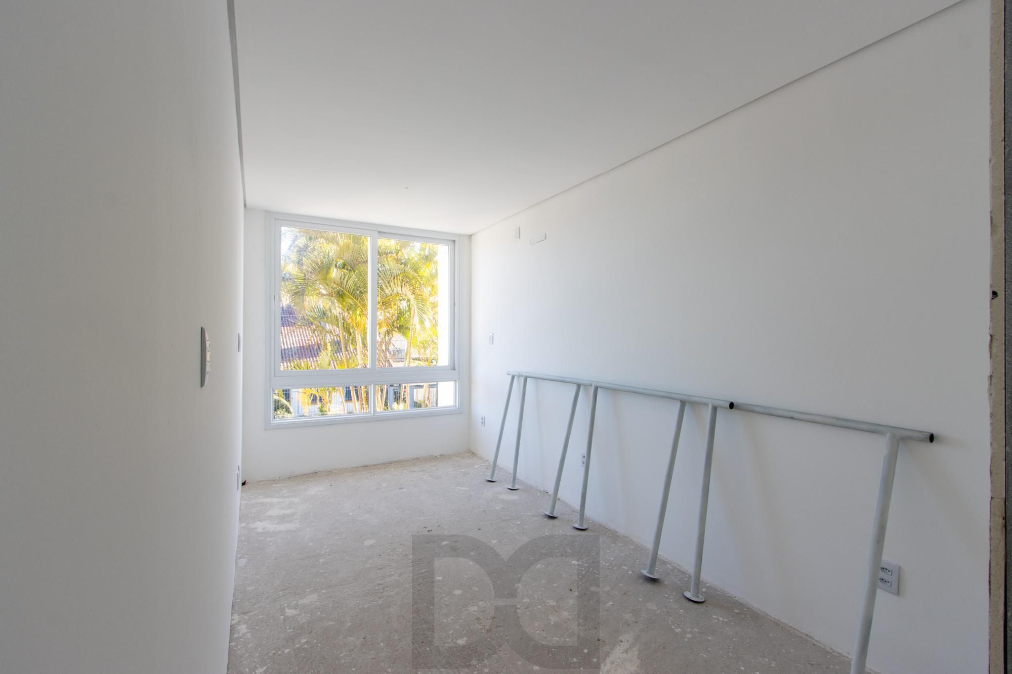 Casa com 3 dormitórios e 3 banheiros à Venda, 174 m². — foto 30