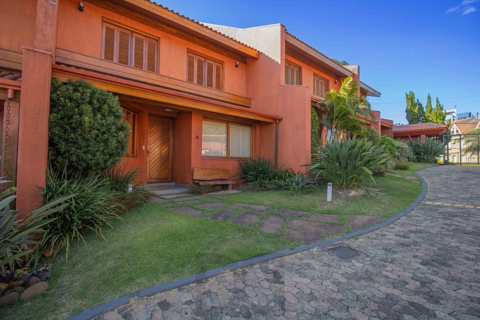 Casa Condominio para Venda - 286.89m², 4 dormitórios, sendo 2 suites, 2 vagas - Cristal — foto 1