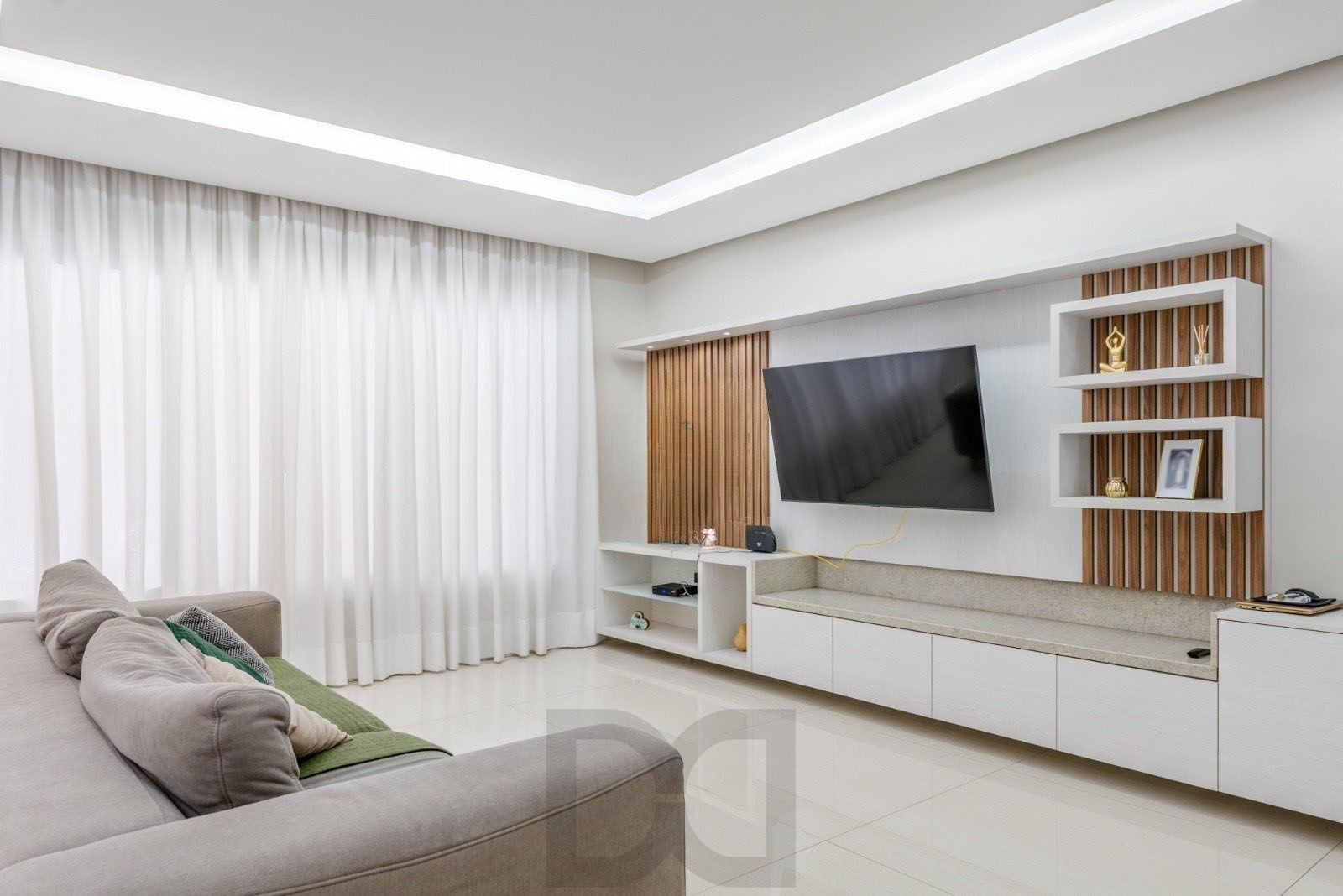 Casa em Condomínio com 228m² e 3 dormitórios, 1 suíte, 3 vagas no bairro Sarandi — foto 5