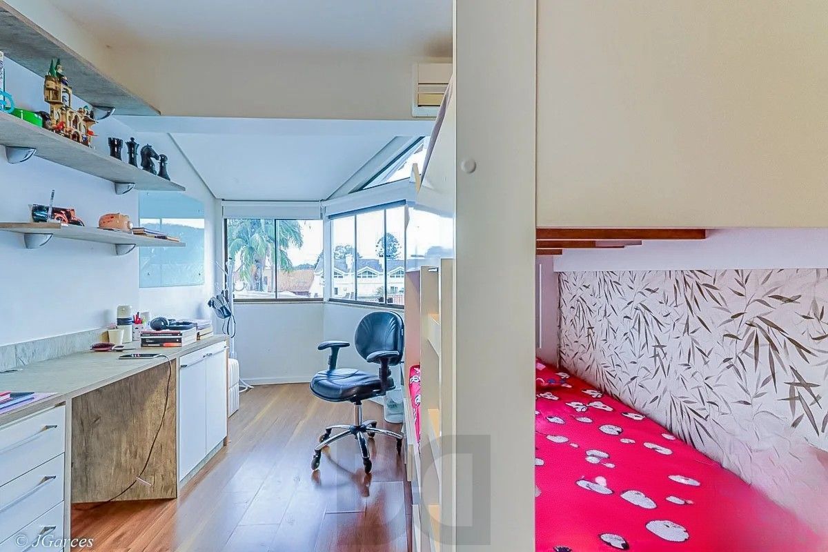 Casa em Condomínio à venda com 286m², 3 dormitórios, 1 suíte, 3 vagas, no bairro Jardim Isabel em Porto Alegre — foto 20