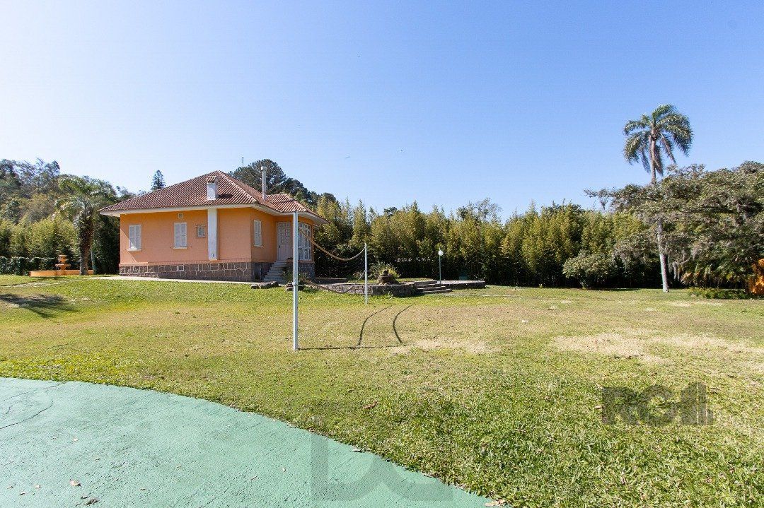 Terreno de 5.200m², rodeado pela natureza, possuindo 482m² de área construída — foto 45