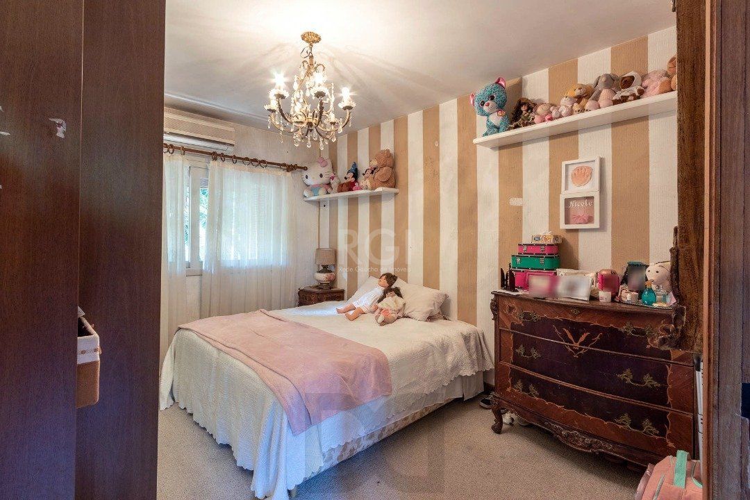Casa para Venda - 418m², 4 dormitórios, sendo 1 suites, 2 vagas - Jardim Isabel — foto 40