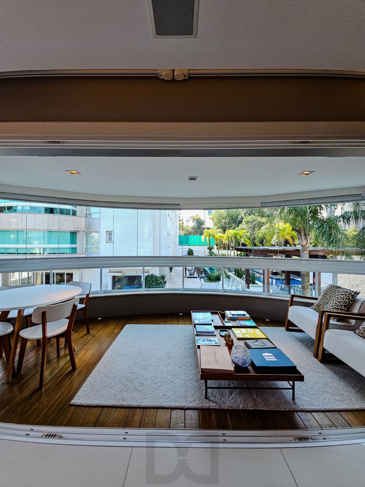 Apartamento com 202m², 3 suítes, lareira, churrasqueira, 3 vagas, infraestrutura completa, no Bela Vista. — foto 4