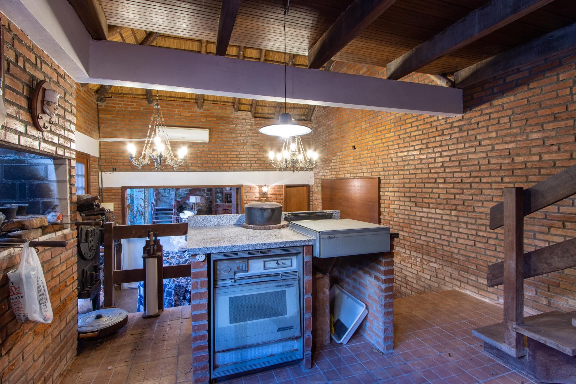 Excelente Casa em Condominio Fechado com 440,60m Dormitórios, sendo 2 Suítess — foto 45