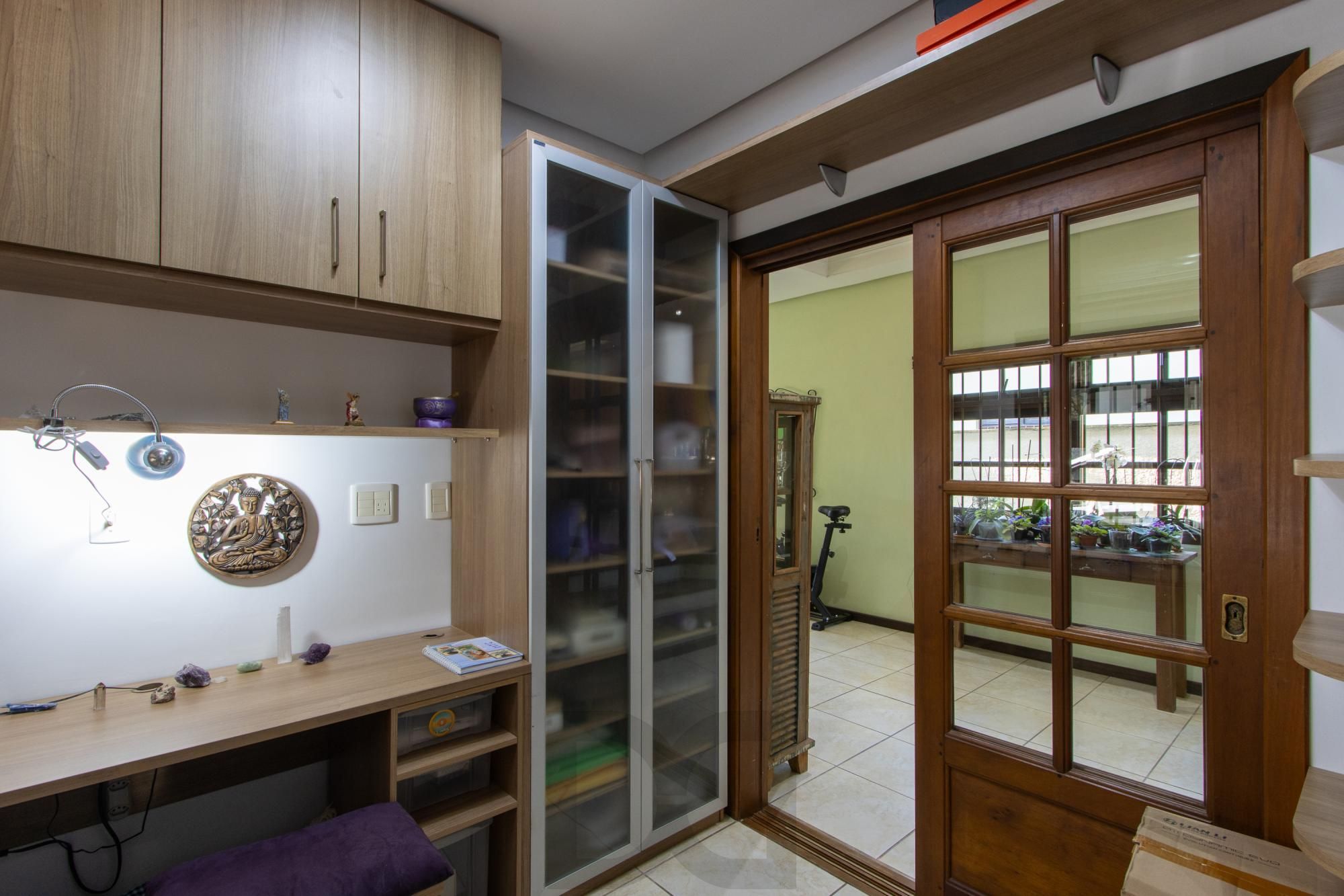 Casa com 3 quartos e 357m² à venda em Tristeza, Porto Alegre. — foto 12