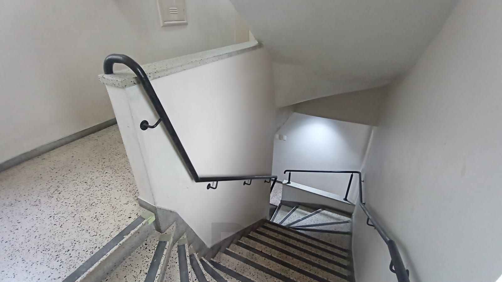 Apartamento com 3 dormitórios no bairro Independência — foto 17
