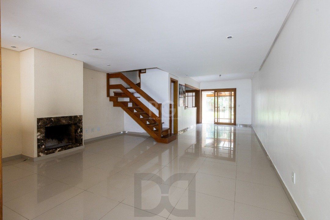 Casa para Venda - 181.99m², 3 dormitórios, sendo 1 suites, 2 vagas - Jardim Isabel — foto 3