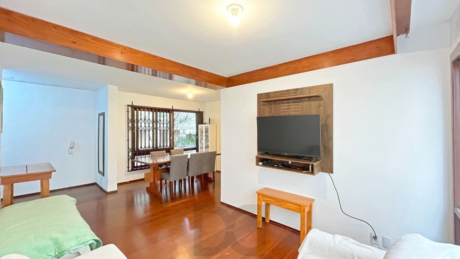 Apartamento de 3 dormitórios no bairro Mont Serrat — foto 1