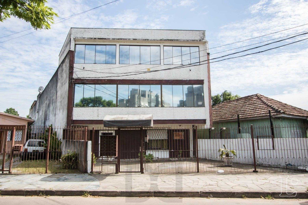Apartamento para Venda - 76.16m², 3 dormitórios, Camaquã — foto 1