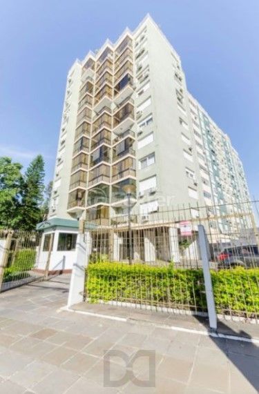 Apartamento  3 dormitórios,  148m² priv  -  bairro Praia de Belas — foto 2
