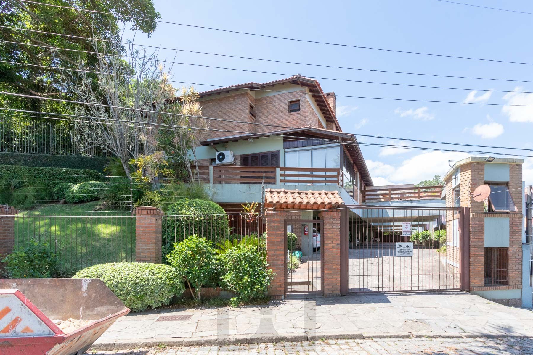 Casa em condomínio fechado para venda no bairro Jardim Isabel, com aproximadamente 204m² de área privativa,. — foto 1