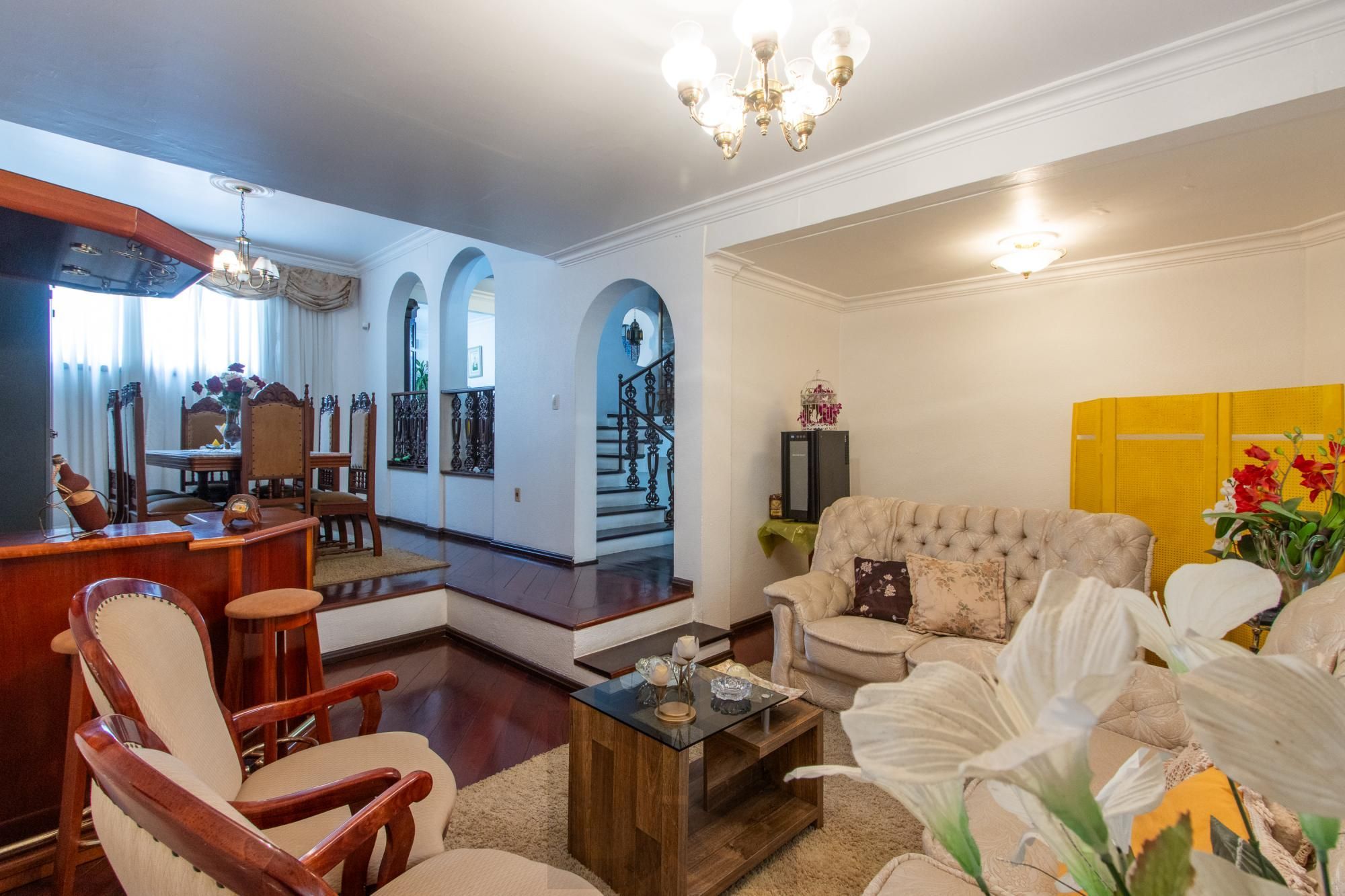 Casa para Venda - 485m², 4 dormitórios, sendo 1 suites, 3 vagas - Cristal — foto 13