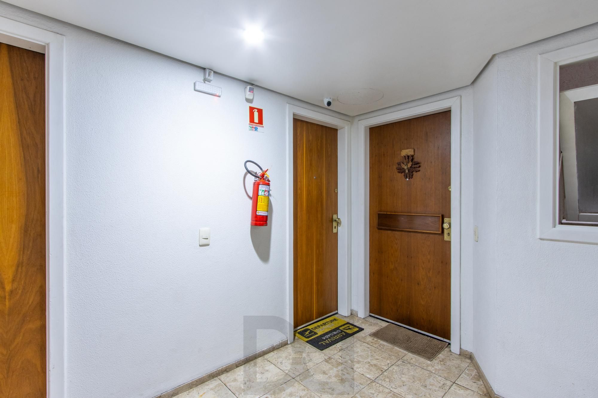APARTAMENTO 3 DORMITÓRIOS - Vista permanente do Guaíba (menor custo benefício por M2). Somente 25 passos da orla. — foto 42
