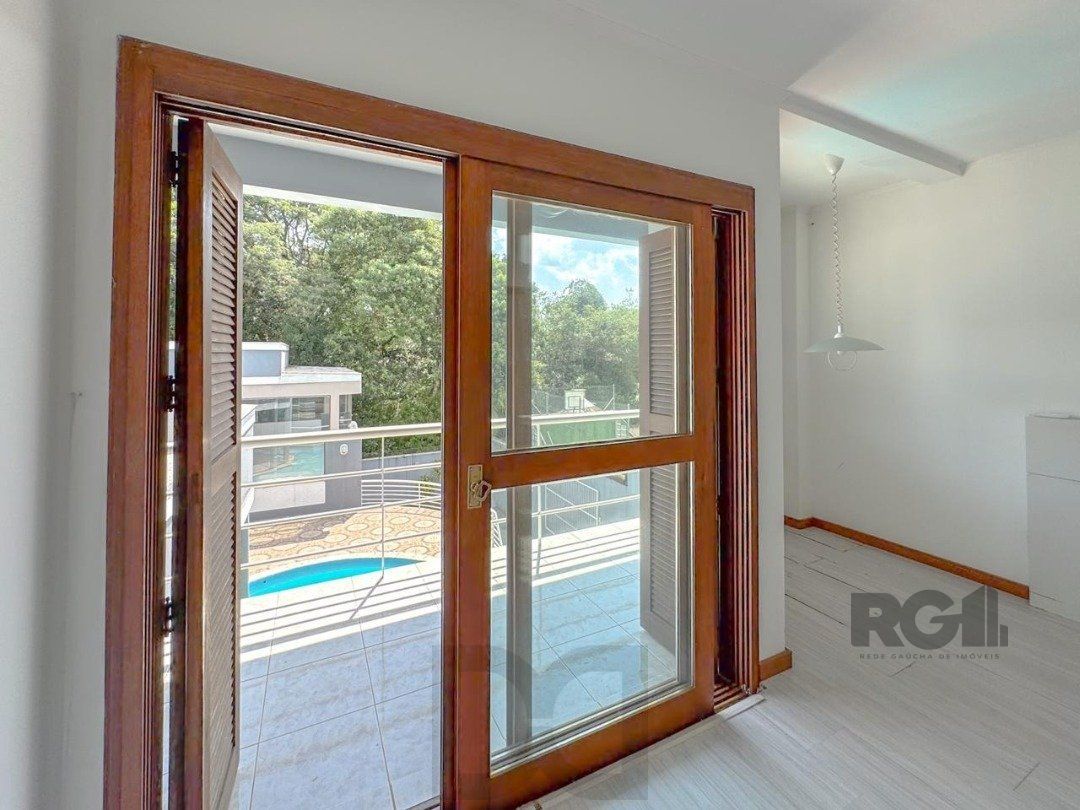 Com 4 suítes espaçosas, incluindo uma master com closet, — foto 51