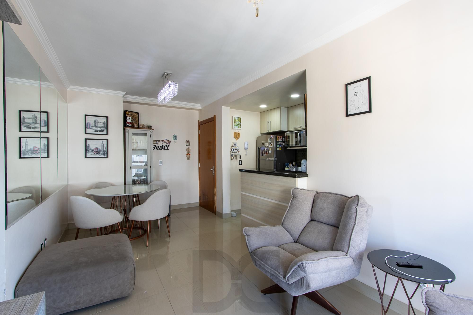 Apartamento, 2 dormitórios e 1 vaga, bairro Jardim Carvalho. — foto 5