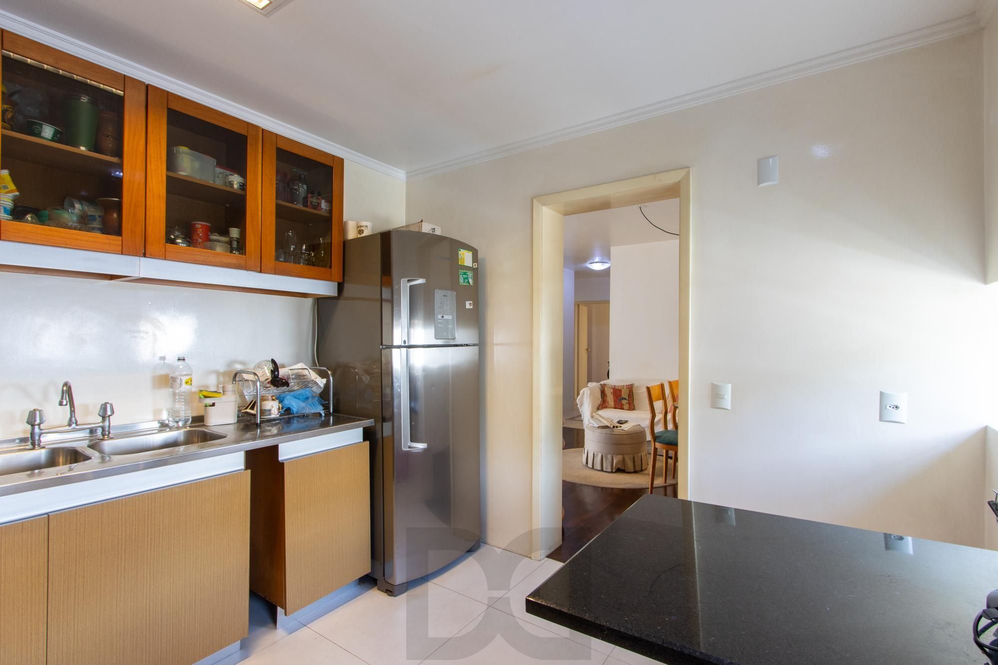 Casa com piscina Bairro Cristal — foto 17