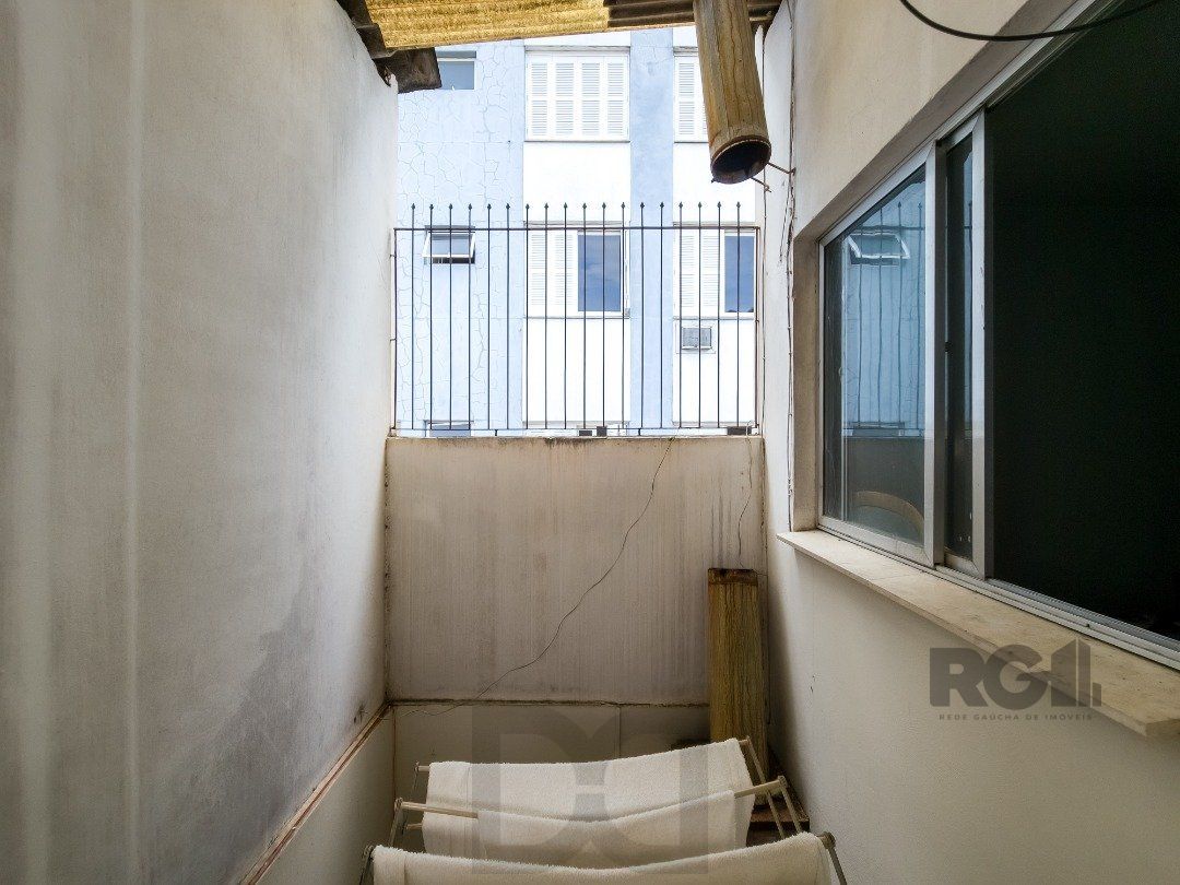 Casa para Venda - 210m², 3 dormitórios, sendo 1 suites, 2 vagas - Tristeza — foto 15
