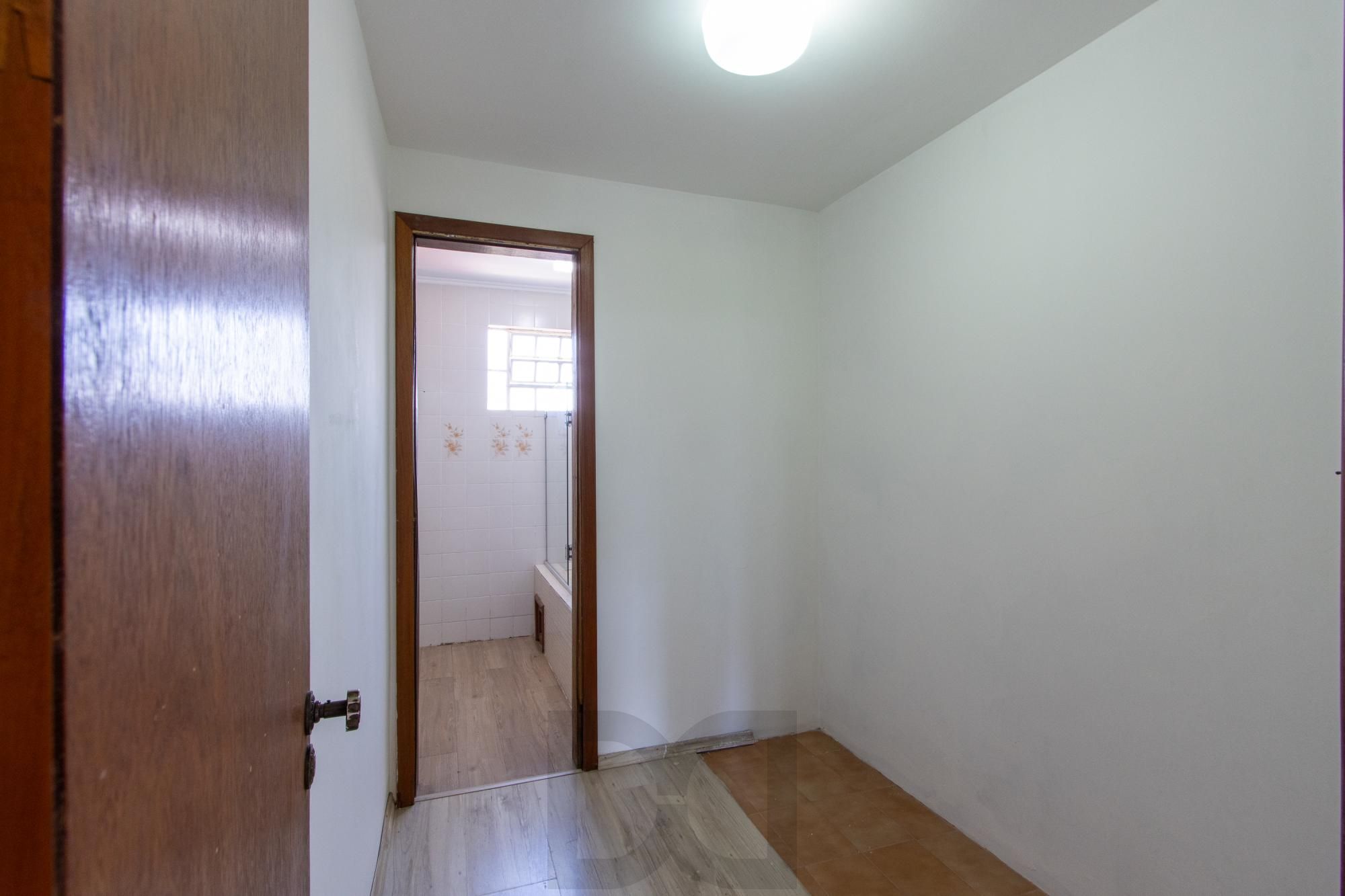 Casa para Venda - 253.35m², 3 dormitórios, sendo 1 suites, 4 vagas - Serraria — foto 39