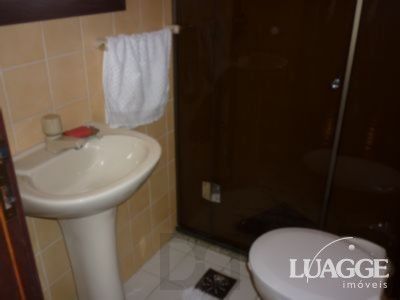 casa com 4 dormitórios, sendo uma suíte , e 530 area privativa — foto 4
