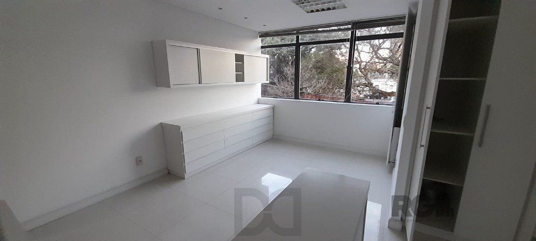 Excelente Sala Mobiliada na Wenceslau Escobar enfrente ao Paseo — foto 4