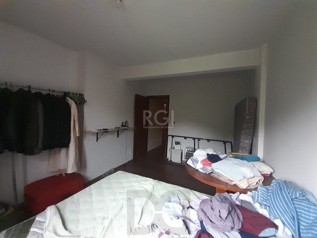 Casa para Venda com 3 dormitórios, sendo 1 suites e 3 vagas no bairro Ipanema — foto 12