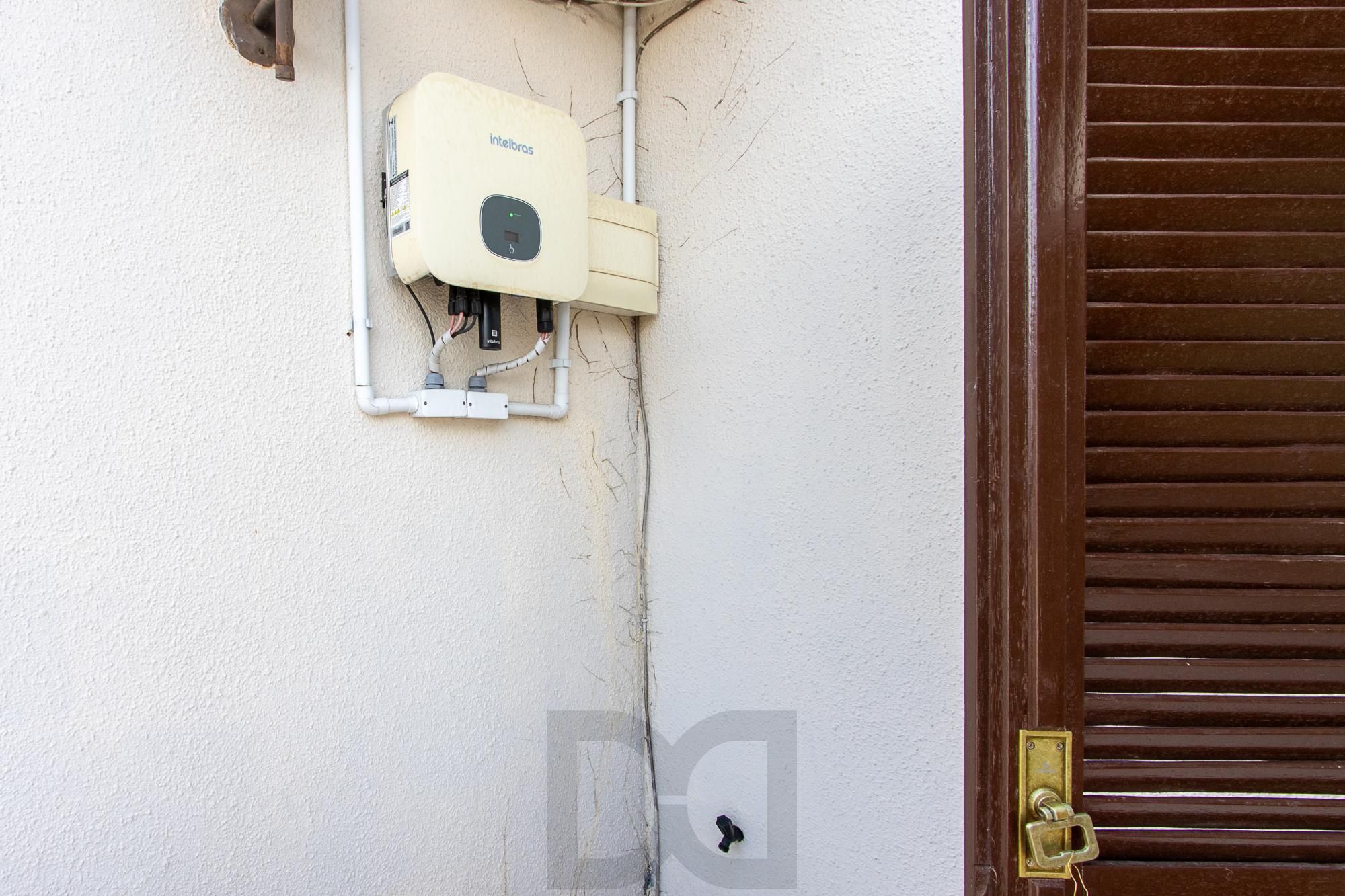 Casa de condomínio, 3 dormitórios, 1 suíte, 1 vaga coberta, no bairro Cristal. — foto 33