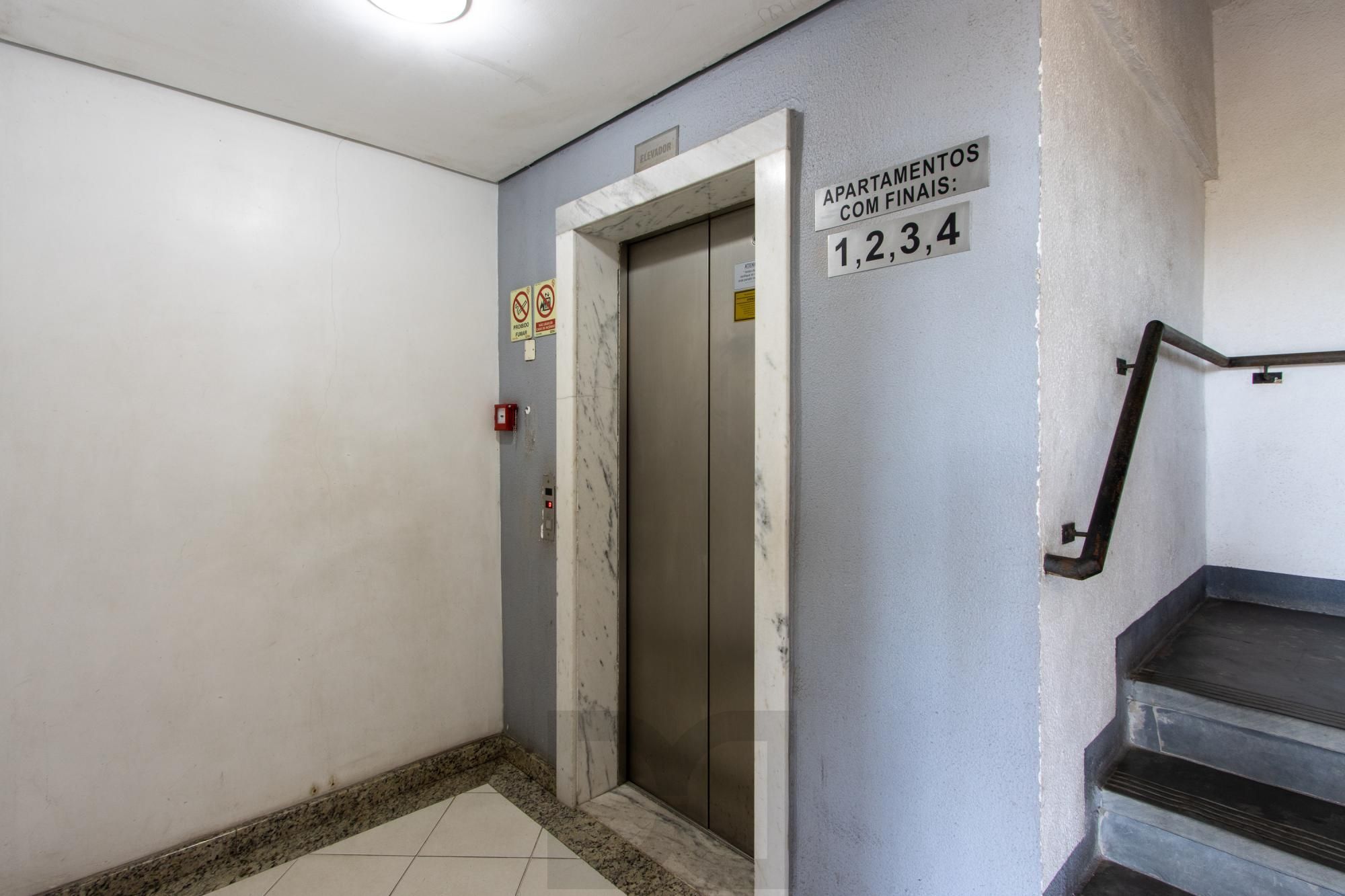 Apartamento de 2 dormitórios, para venda no bairro Teresópolis. — foto 35
