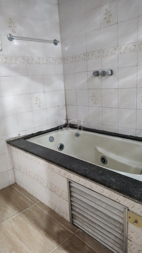 Sito à venda no Lami, com casa com quartos, 1 banheiro e piscina — foto 20