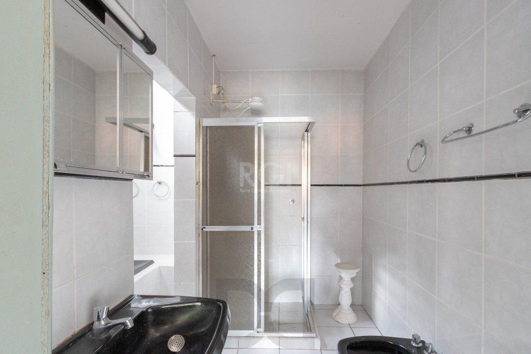Casa para Venda - 220m², 3 dormitórios, sendo 2 suites, 2 vagas - Coronel Aparício Borges — foto 22