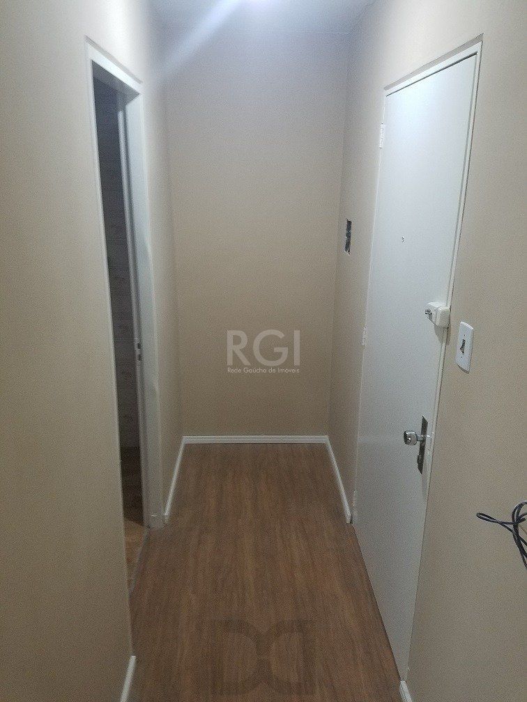 Apartamento para Venda - 42m², 1 dormitório, 1 vaga - Humaitá — foto 5