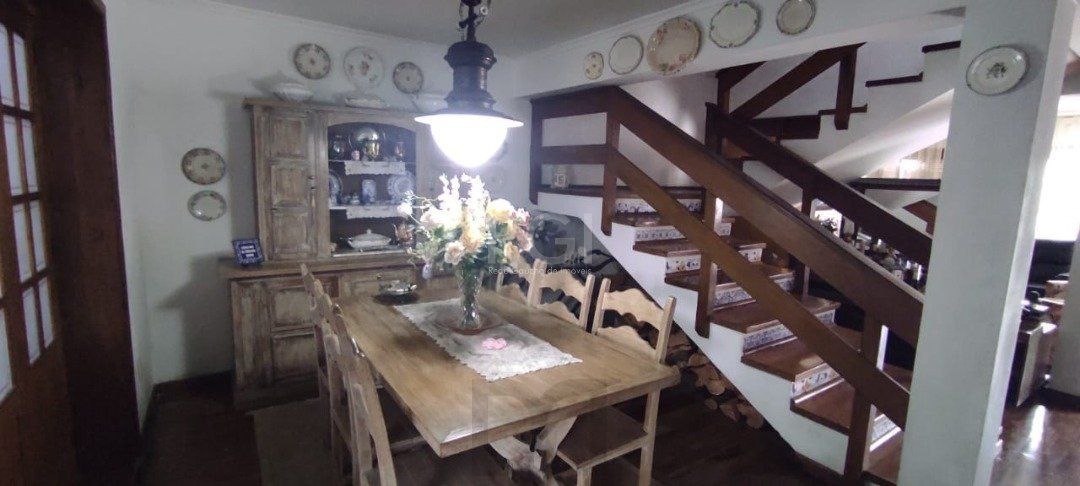 Casa para Venda - 250m², 3 dormitórios, sendo 1 suites, 2 vagas - Ipanema — foto 4