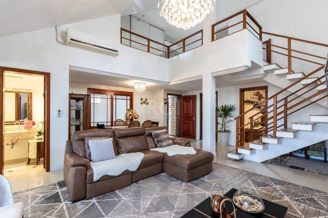Casa para Venda - 293.76m², 3 dormitórios, sendo 1 suites, 6 vagas - Guarujá — foto 7